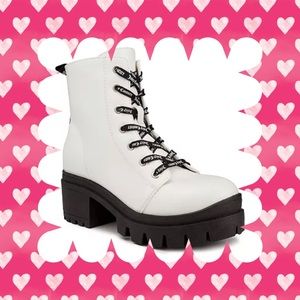 🎉JUICY COUTURE~HIGH HEEL COMBAT BOOTS ~BRAND NEW WITH TAGS!! 💕 SIZE 7 MEDIUM